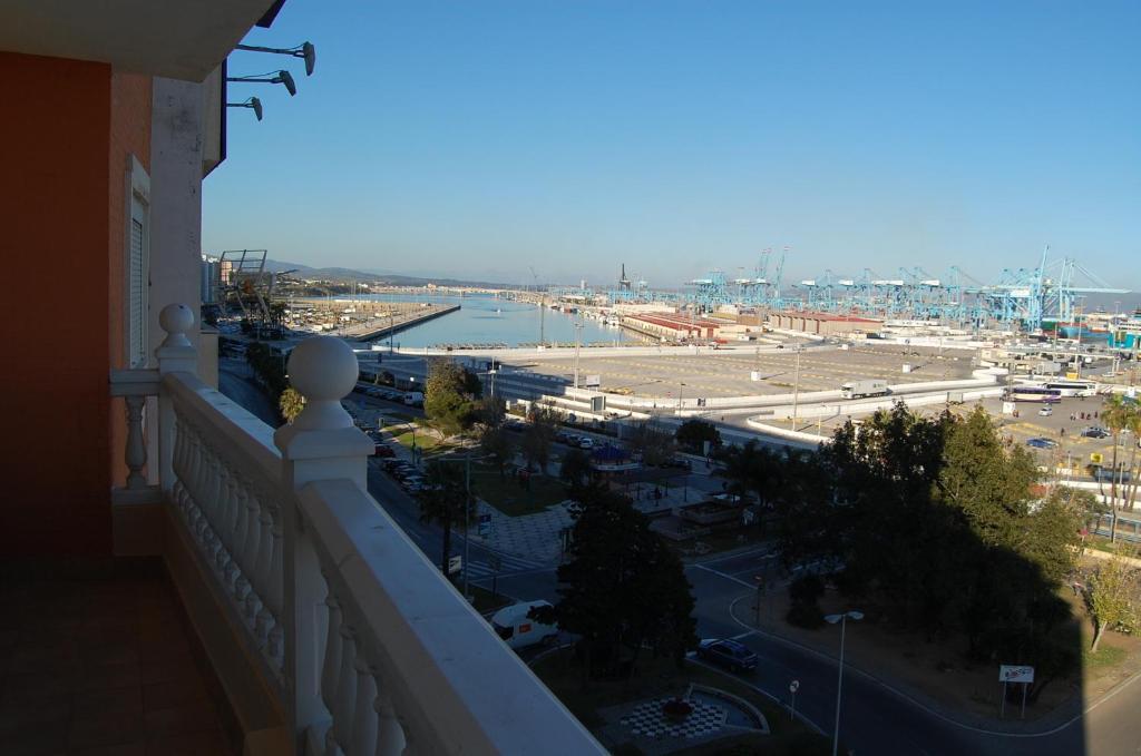 Hotel Marina Victoria Algeciras Ruang foto