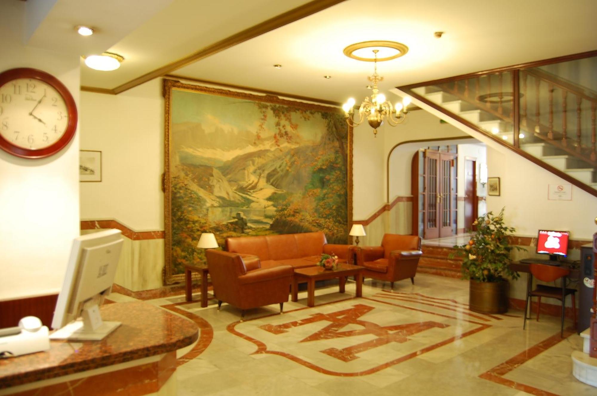 Hotel Marina Victoria Algeciras Bagian luar foto