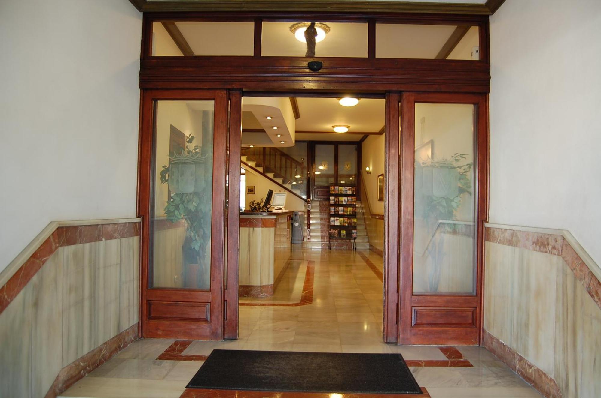 Hotel Marina Victoria Algeciras Bagian luar foto