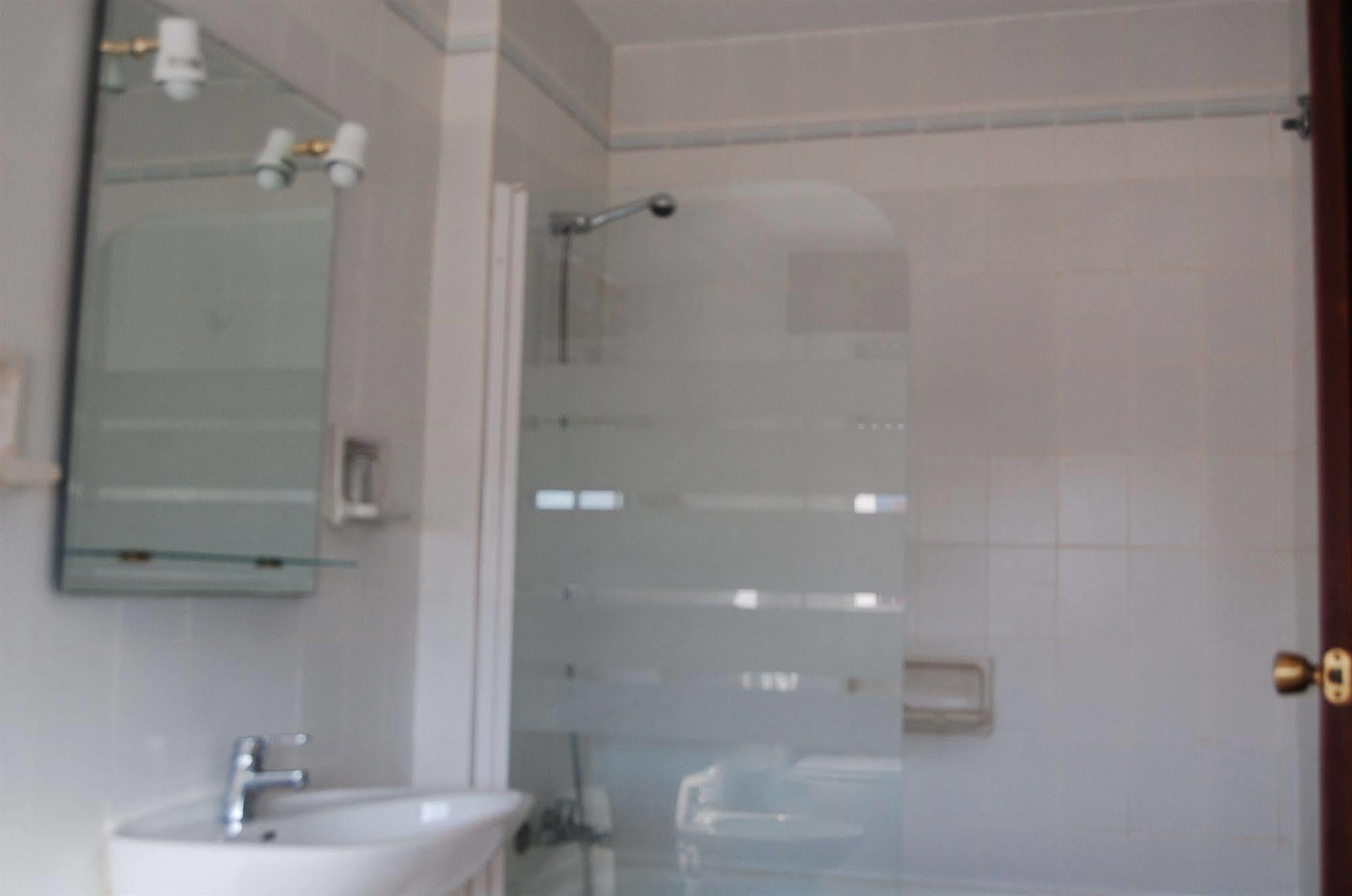 Hotel Marina Victoria Algeciras Bagian luar foto